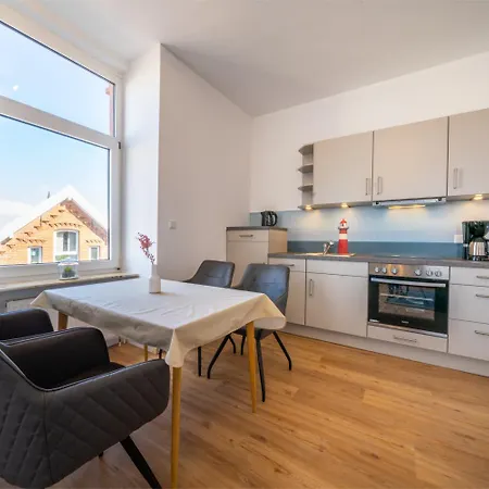Haus Derk Juist - 7 *